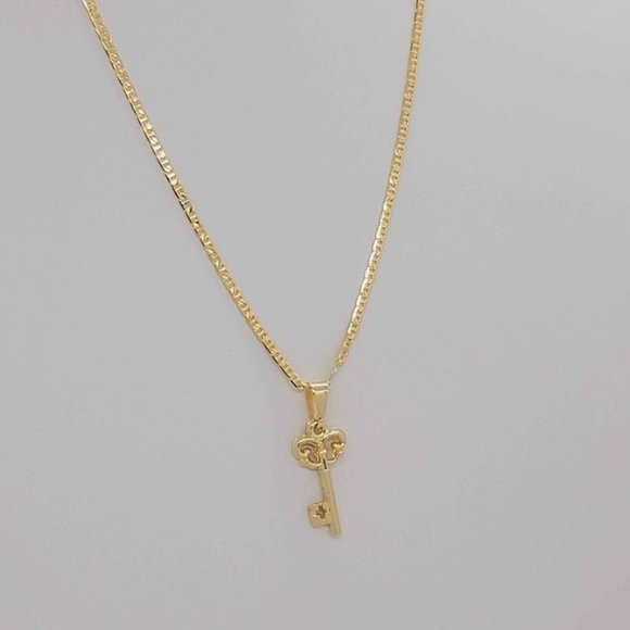 Brazilian 18k Gold Filled KEY Necklace - Picture 3 of 4